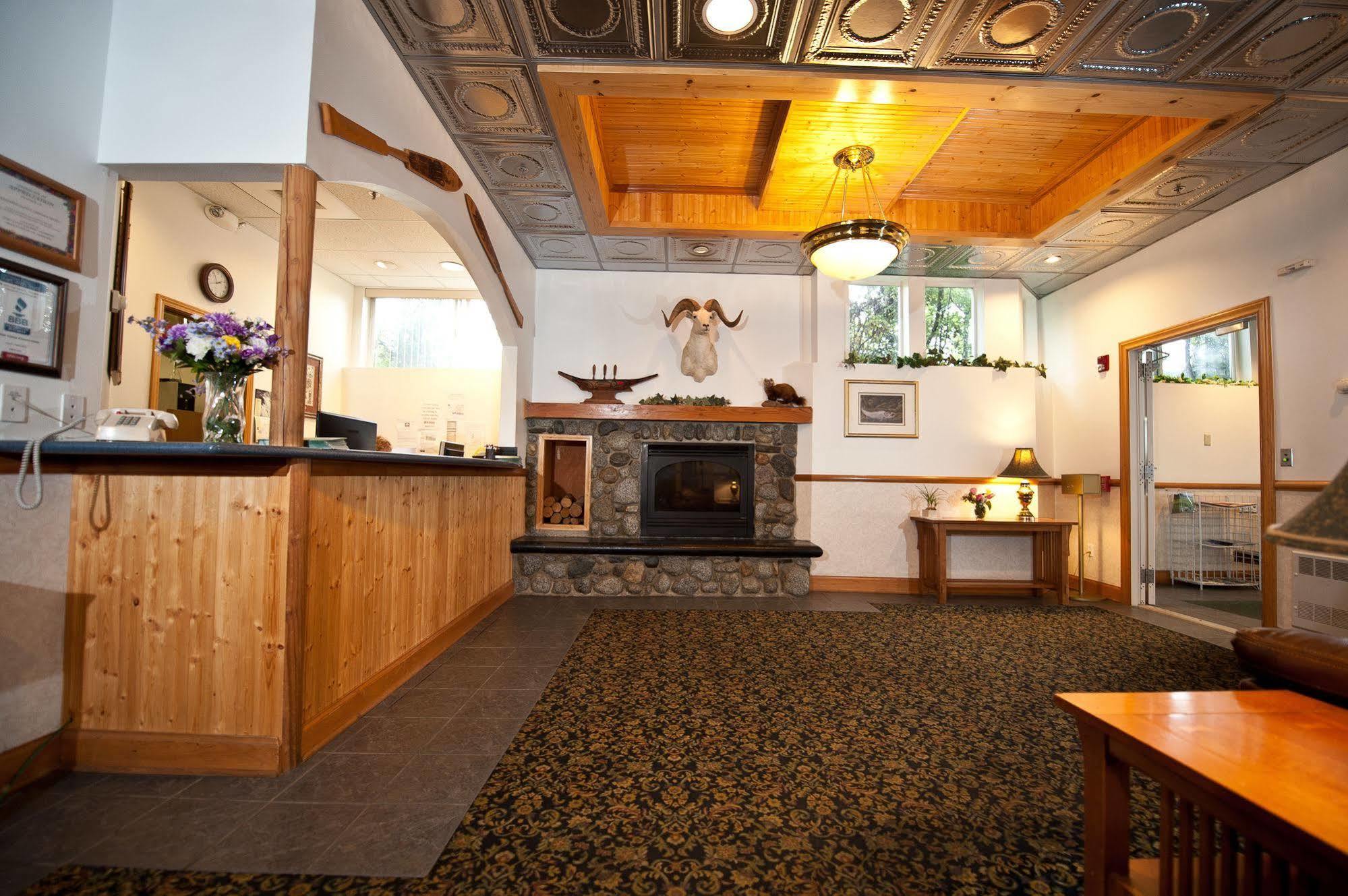Frontier Suites Hotel In Juneau Exteriér fotografie